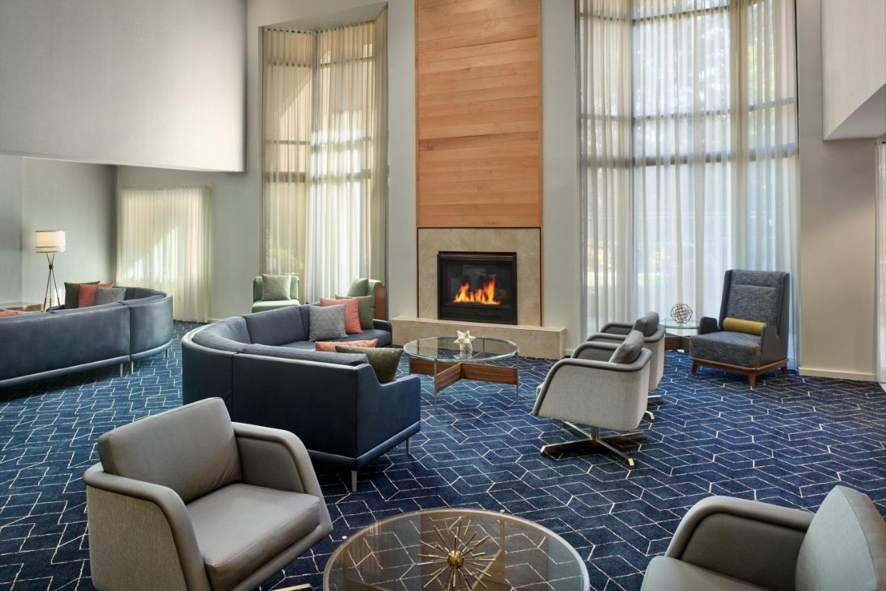Courtyard By Marriott Atlanta Alpharetta Hotel Eksteriør billede