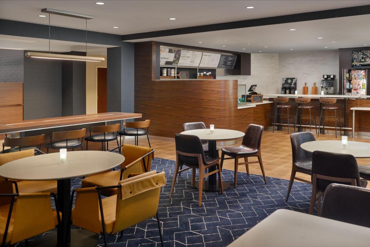 Courtyard By Marriott Atlanta Alpharetta Hotel Eksteriør billede