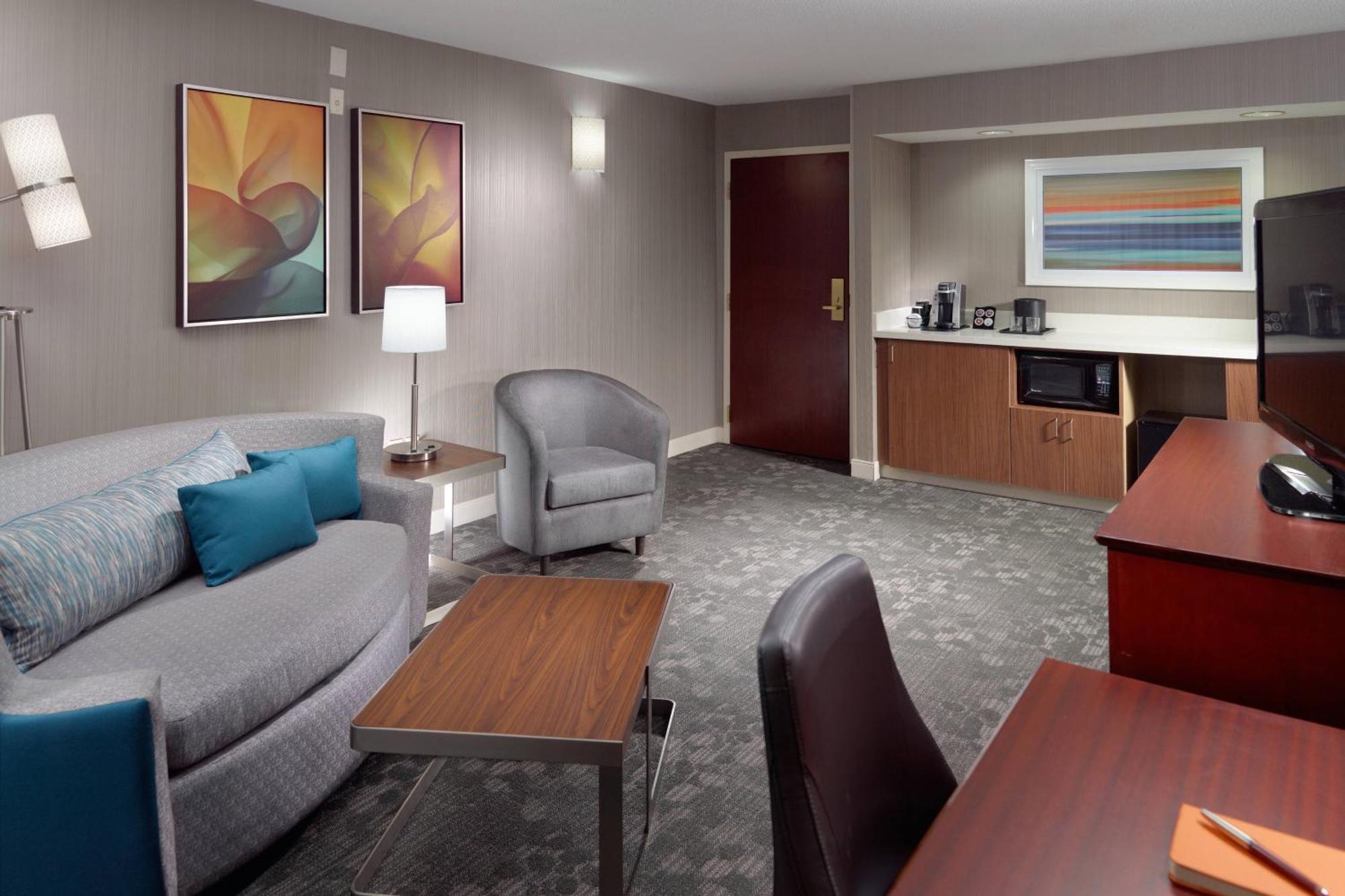 Courtyard By Marriott Atlanta Alpharetta Hotel Eksteriør billede