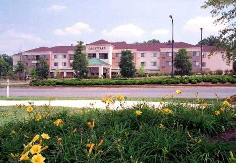 Courtyard By Marriott Atlanta Alpharetta Hotel Eksteriør billede